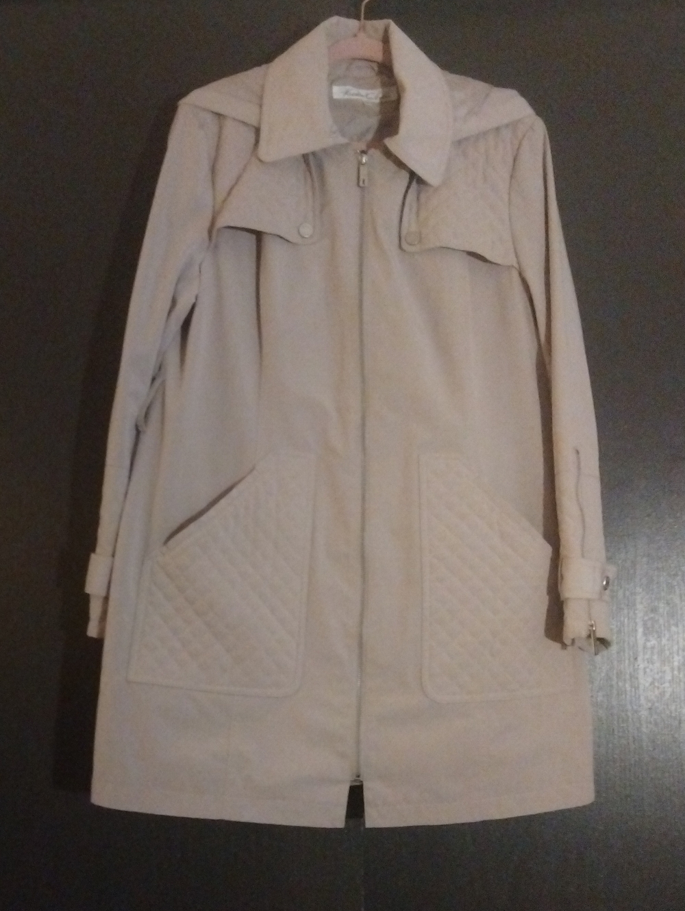 Kenneth Cole New York Light Beige Quilted-Panel Trench Coat